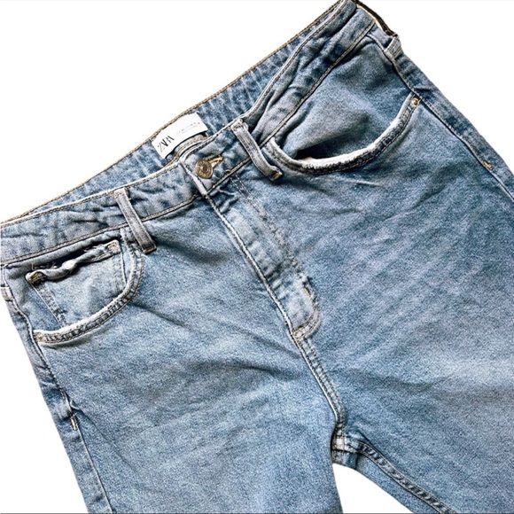 ZARA High Rise Raw Hem Fringe Ankle Factory Distressed Boyfriend Jeans S… - Picture 7 of 9